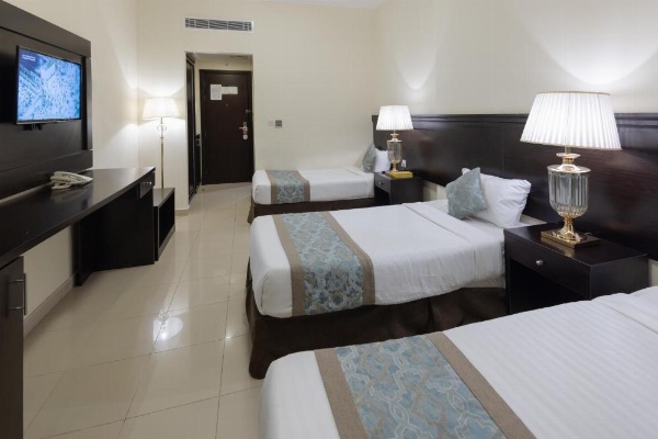 Snood Al Huda image 17